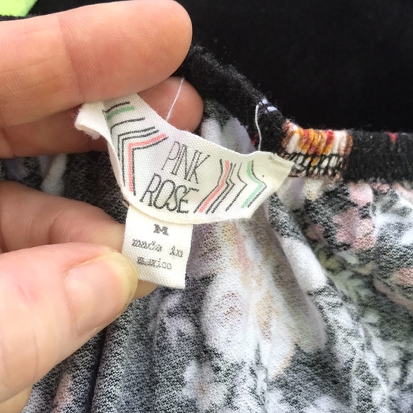 Pink Rose Black Floral Blouse Elastic Neckline Keyhole Tie Sleeves Rounded Hem M - Picture 8 of 13